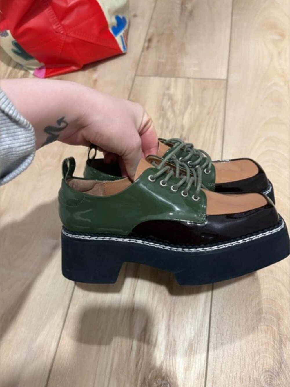 Jeffrey Campbell Book Platform Apron Toe Derby Green Tan Patent Leather Loafers - Picture 8 of 15